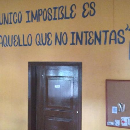 ホテル Hostal Caminos De スエスカ エクステリア 写真