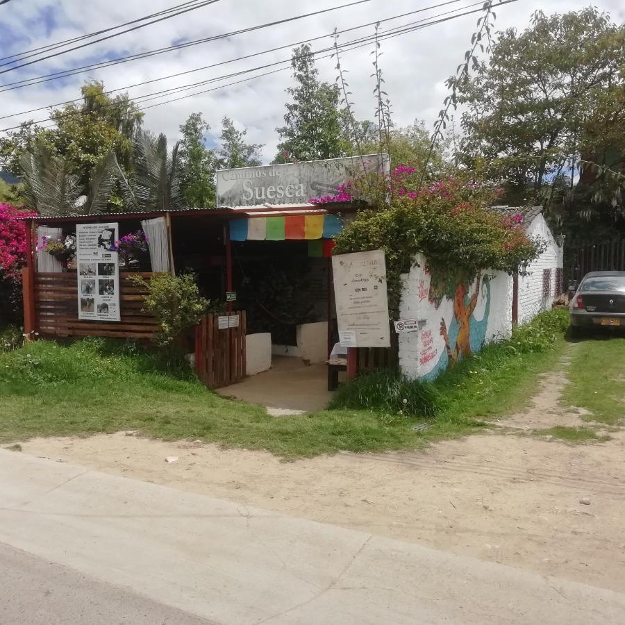 ホテル Hostal Caminos De スエスカ エクステリア 写真