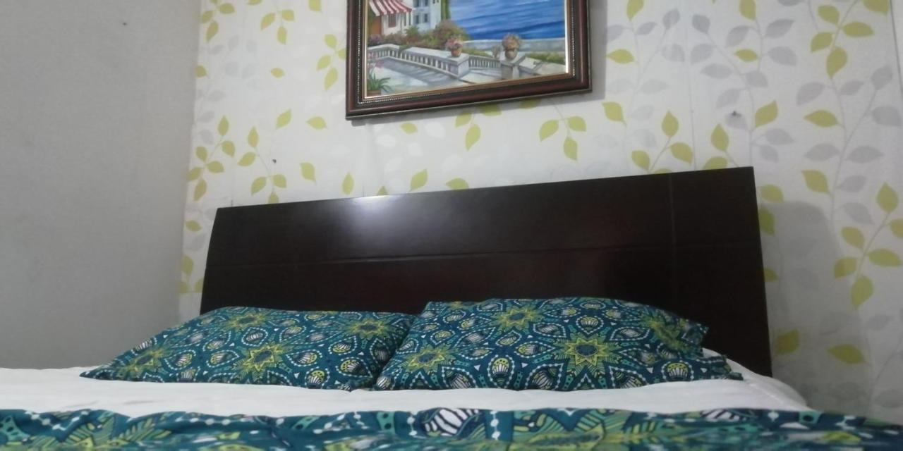ホテル Hostal Caminos De スエスカ エクステリア 写真