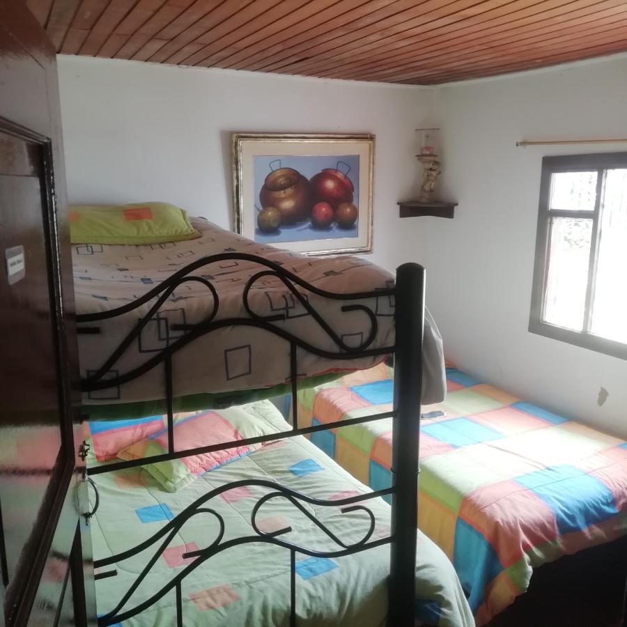 ホテル Hostal Caminos De スエスカ エクステリア 写真